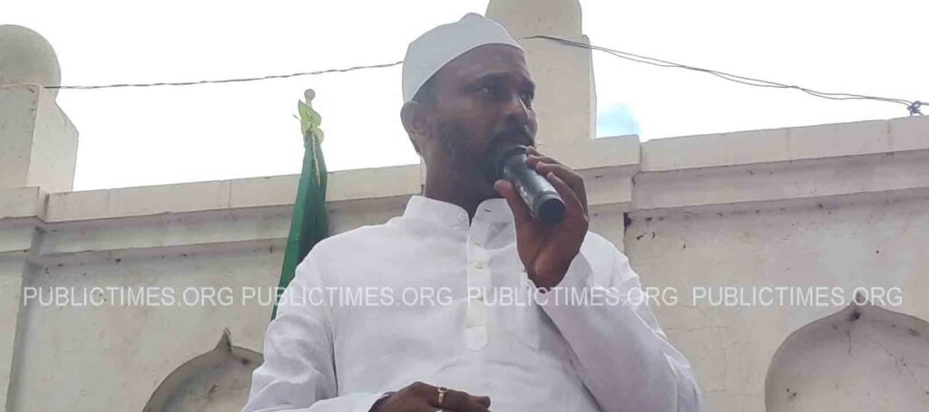 Bakrid festival celebrated with devotion: MLA Kashappanavara who participated in prayers ಶ್ರದ್ಧಾ ಭಕ್ತಿಯಿಂದ ಜರುಗಿದ ಬಕ್ರೀದ್ ಹಬ್ಬ : ಪ್ರಾರ್ಥನೆಯಲ್ಲಿ ಪಾಲ್ಗೊಂಡ ಶಾಸಕ ಕಾಶಪ್ಪನವರ