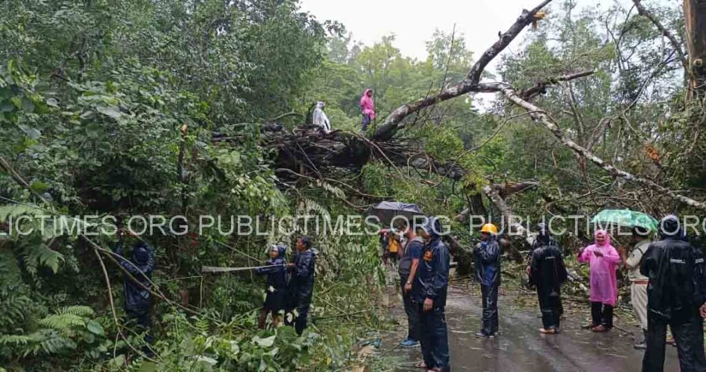 Tourists, don't head for the Malenadu hills now ಪ್ರವಾಸಿಗರೇ ಈಗ ಮಲೆನಾಡಿನತ್ತ ಸಾಗಬೇಡಿ