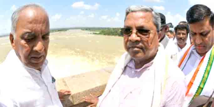 Tungabhadra Gate Cut: Farmers' welfare is the first priority: CM Siddaramaiah ತುಂಗಭದ್ರಾ ಗೇಟ್ ಕಟ್ : ರೈತರ ಹಿತ ಕಾಯುವುದು ಮೊದಲ ಆದ್ಯತೆ : ಸಿ.ಎಂ.ಸಿದ್ದರಾಮಯ್ಯ