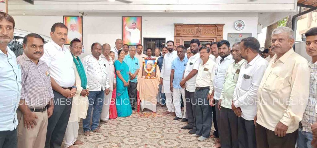 Jawaharlal Nehru Jayanti celebration at Congress office ಕಾಂಗ್ರೆಸ್ ಕಾರ್ಯಾಲಯದಲ್ಲಿ ಜವಾಹರಲಾಲ್ ನೆಹರೂ ಜಯಂತಿ ಆಚರಣೆ